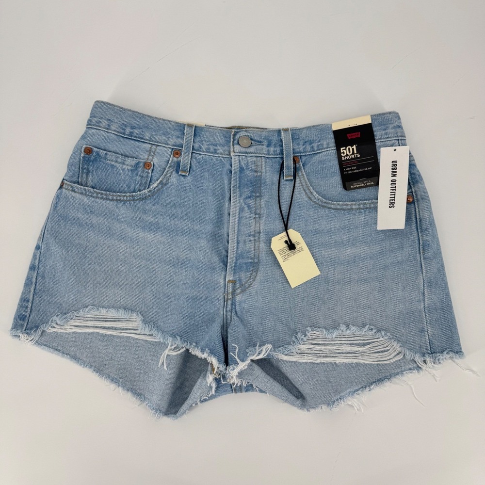 Levis 501 High Rise Denim Shorts Light Wash Distressed Cut Off Size 31 NWT - Picture 1 of 3